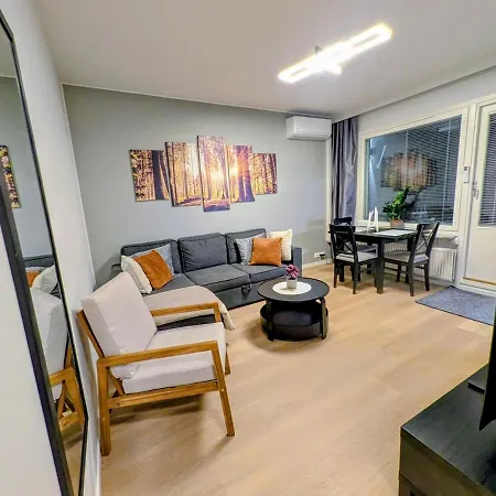 Downtown With Sauna Next To Shopping Center * לאפינרנטה